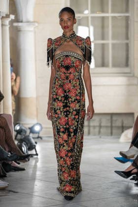Annie s Spring Summer 2027 at London Fashion Week A model walks the runway during the Annie s Spring Summer 2027 show at London Fashion Week, London, UK, 18 September 2026., Credit:RAY LEUNG Raymond Leung Avalon UK, London  Copyright: xRAYxLEUNGx xRaymondxLeungx xAvalonx 1136411160