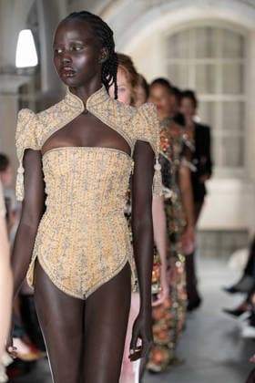 Annie s Spring Summer 2027 at London Fashion Week A model walks the runway during the Annie s Spring Summer 2027 show at London Fashion Week, London, UK, 18 September 2026., Credit:RAY LEUNG Raymond Leung Avalon UK, London  Copyright: xRAYxLEUNGx xRaymondxLeungx xAvalonx 1136411594