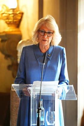 . 19 09 2026. United Kingdom. Queen Camilla attends The Queen s Reading Room Festival at Chatsworth House in Derbyshire, United Kingdom.  xPoolx xi-Imagesx IIM-27018-0010