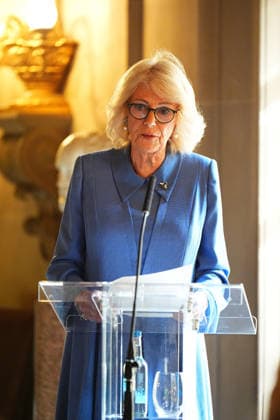 . 19 09 2026. United Kingdom. Queen Camilla attends The Queen s Reading Room Festival at Chatsworth House in Derbyshire, United Kingdom.  xPoolx xi-Imagesx IIM-27018-0011
