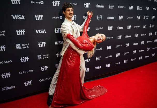 September 19, 2026, Toronto, On, Canada: Paul Poirier and Piper Gilles is pictured on the red carpet for Run Terry Run at the Toronto International Film Festival in Toronto, on Saturday, Sept. 19, 2026. Toronto Canada  - ZUMAc35_ 20260919_zaf_c35_084 Copyright: xLauraxProctorx