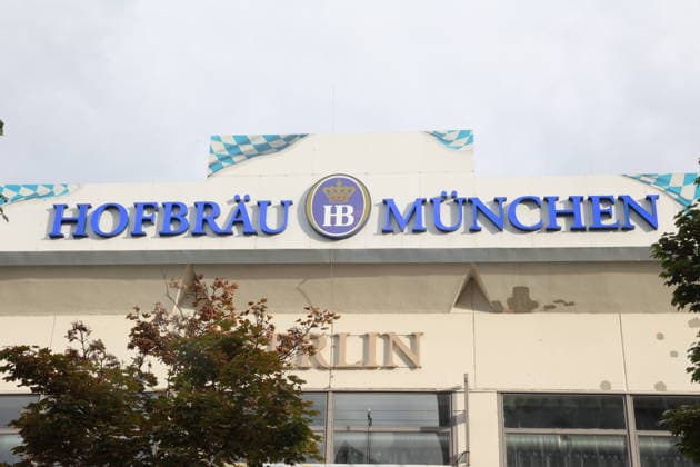 Wiesn-Anstich zum Oktoberfest 2026 im Hofbräu Berlin. Berlin, 19.09.2026 Copyright: xAgenturxMatthiasxWehnertx xM.xGränzdörferx