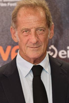 74th San Sebastian Film Festival Red Carpet, September 19 74th SSIFF 74th SAN SEBASTIAN International Film Festival LES MISERABLES Red Carpet Vincent Lindon awaits the screening of *Les Misérables* Photos by Thomas Bohlen Starface 459783 2026 09 19 San Sebastián, Spain  Copyright: xThomasxBohlenx STAR_459783_084