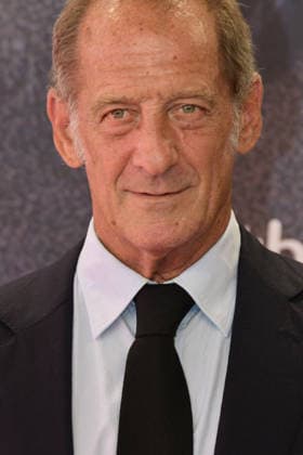 74th San Sebastian Film Festival Red Carpet, September 19 74th SSIFF 74th SAN SEBASTIAN International Film Festival LES MISERABLES Red Carpet Vincent Lindon awaits the screening of *Les Misérables* Photos by Thomas Bohlen Starface 459783 2026 09 19 San Sebastián, Spain  Copyright: xThomasxBohlenx STAR_459783_105