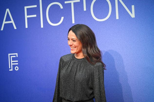 La Rochelle TV Fiction Festival 2026 Red Carpet, September 19, 28th La Rochelle TV Fiction Festival 28th edition of the La Rochelle TV Fiction Festival Closing photocall Sofia Essaidi 459787 2026 09 19 France  Copyright: xBarbaraxNeymanx xStarfacex STAR_459787_015