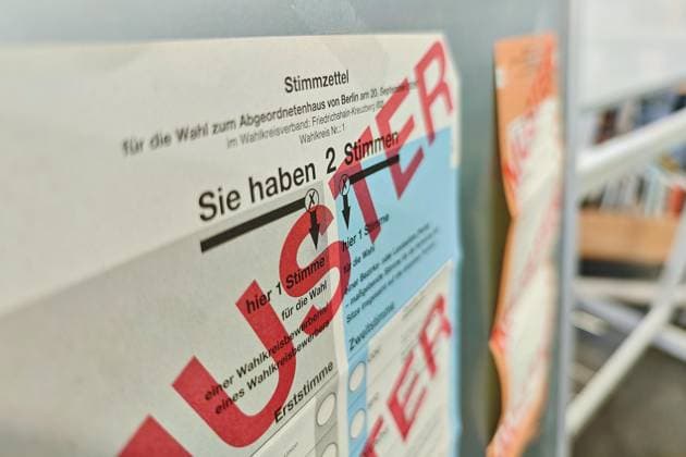 Berlin, Deutschland, 20.09.2026: Abgeordnetenhauswahl in der Hauptstadt 2026: Musterwahlzettel in einem Berliner Wahllokal zur Wahl des Abgeordnetenhauses Copyright: xdtsxNachrichtenagenturx dts_135328
