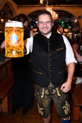 Thomas Drechsel beim Wiesn-Anstich zum Oktoberfest 2026 im Hofbräu Berlin. Berlin, 19.09.2026