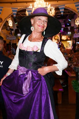 Barbara Engel beim Wiesn-Anstich zum Oktoberfest 2026 im Hofbräu Berlin. Berlin, 19.09.2026