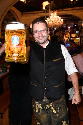 Thomas Drechsel beim Wiesn-Anstich zum Oktoberfest 2026 im Hofbräu Berlin. Berlin, 19.09.2026