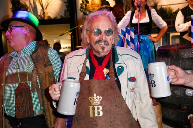 Frank Zander beim Wiesn-Anstich zum Oktoberfest 2026 im Hofbräu Berlin. Berlin, 19.09.2026