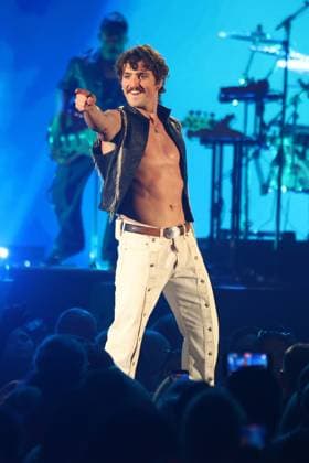 Benson Boone inside for iHeartRadio Music Festival Presented by Capital One 2026 - SAT, T-Mobile Arena, Las Vegas, NV, September 19, 2026. Photo By: JA Everett Collection iHeartRadio Music Festival Presented by Capital One 2026 - SAT PUBLICATIONXNOTxINxCANxCHNxFRAxITAxJPNxNORxPOLxRUSxESPxUKxUSA