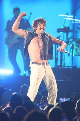 Benson Boone performs on stage during the iHeartRadio Music Festival Concerts at T-Mobile Arena in Las Vegas, Nevada on Saturday, September 19, 2026.  LAV20260919008 JAMESxATOA