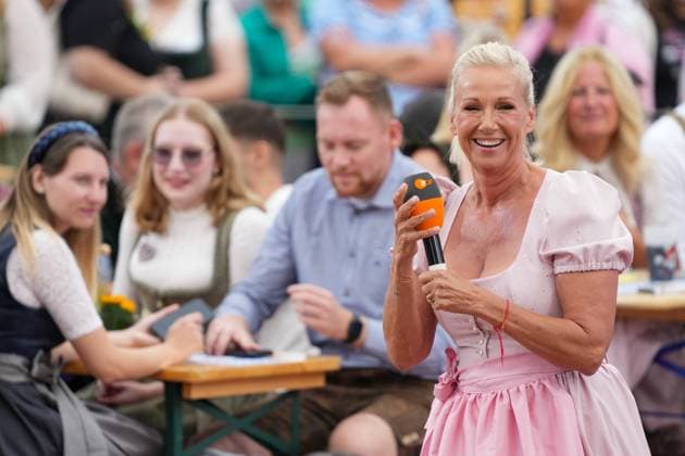ZDF-Fernsehgarten 2026. Andrea Kiwi Kiewel im ZDF Fernsehgarten mit dem Motto Oktoberfest am 20.09.2026 in Mainz. Mainz ZDF Fernsehgarten Rheinland-Pfalz