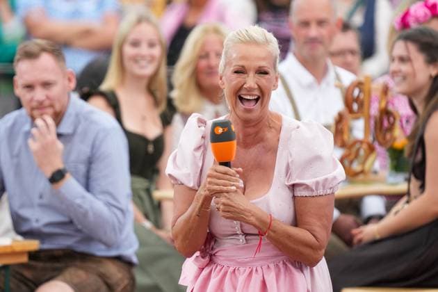 ZDF-Fernsehgarten 2026. Andrea Kiwi Kiewel im ZDF Fernsehgarten mit dem Motto Oktoberfest am 20.09.2026 in Mainz. Mainz ZDF Fernsehgarten Rheinland-Pfalz