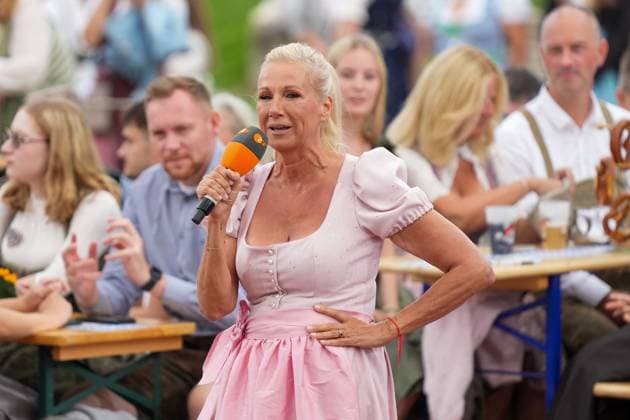 ZDF-Fernsehgarten 2026. Andrea Kiwi Kiewel im ZDF Fernsehgarten mit dem Motto Oktoberfest am 20.09.2026 in Mainz. Mainz ZDF Fernsehgarten Rheinland-Pfalz