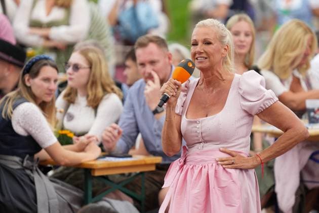 ZDF-Fernsehgarten 2026. Andrea Kiwi Kiewel im ZDF Fernsehgarten mit dem Motto Oktoberfest am 20.09.2026 in Mainz. Mainz ZDF Fernsehgarten Rheinland-Pfalz