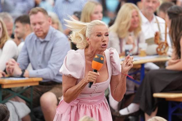 ZDF-Fernsehgarten 2026. Andrea Kiwi Kiewel im ZDF Fernsehgarten mit dem Motto Oktoberfest am 20.09.2026 in Mainz. Mainz ZDF Fernsehgarten Rheinland-Pfalz