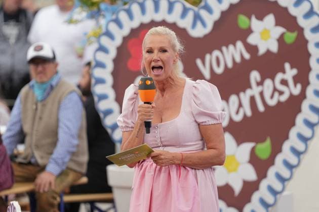 ZDF-Fernsehgarten 2026. Andrea Kiwi Kiewel im ZDF Fernsehgarten mit dem Motto Oktoberfest am 20.09.2026 in Mainz. Mainz ZDF Fernsehgarten Rheinland-Pfalz