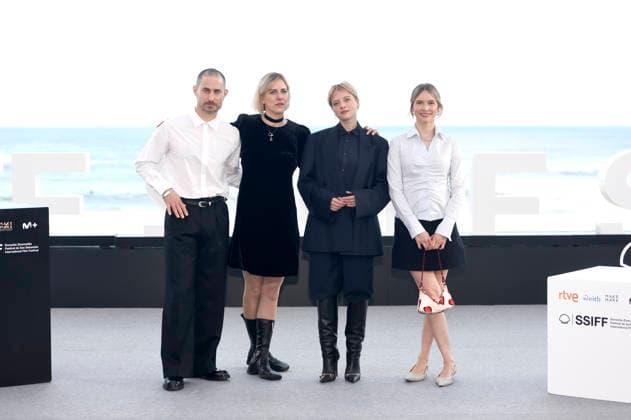 Clemens Schick, Ulrike Tony Vahl, Jella Haase und Frida-Lovisa Hamann beim Photocall zum Kinofilm Krux auf dem 74. Internationalen Filmfestival San Sebastian Festival Internacional de Cine de San Sebastian auf der Kursaal Terasse. San Sebastian, 20.09.2026