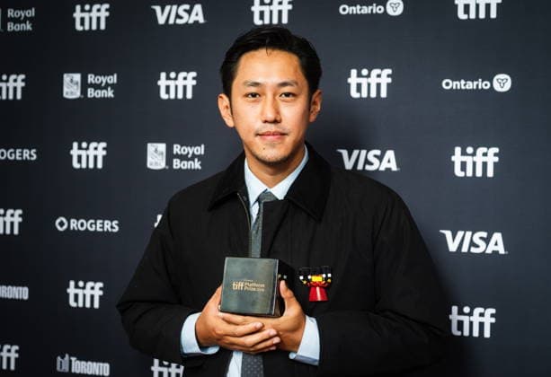September 20, 2026, Toronto, On, Canada: Theja Rio holds his Platform Prize for Angh after the TIFF Awards at the Toronto International Film Festival in Toronto, on Sunday, Sept. 20, 2026. Toronto Canada  - ZUMAc35_ 20260920_zaf_c35_055 Copyright: xLauraxProctorx
