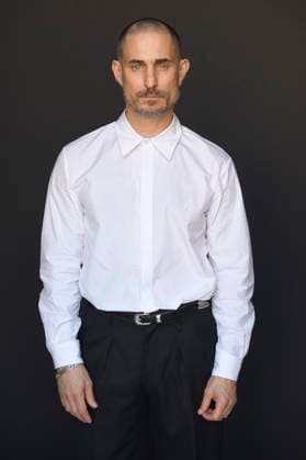 Clemens Schick vom Krux -Cast bei einem exklusiven Photoshooting auf dem 74. Internationalen Filmfestival San Sebastian Festival Internacional de Cine de San Sebastian im Hotel Maria Cristina. San Sebastian, 20.09.2026