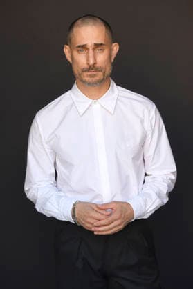 Clemens Schick vom Krux -Cast bei einem exklusiven Photoshooting auf dem 74. Internationalen Filmfestival San Sebastian Festival Internacional de Cine de San Sebastian im Hotel Maria Cristina. San Sebastian, 20.09.2026