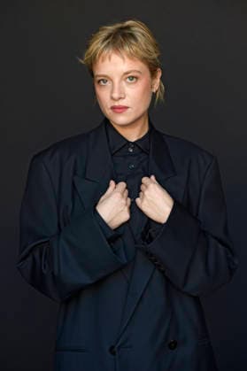 Jella Haase vom Krux -Cast bei einem exklusiven Photoshooting auf dem 74. Internationalen Filmfestival San Sebastian Festival Internacional de Cine de San Sebastian im Hotel Maria Cristina. San Sebastian, 20.09.2026