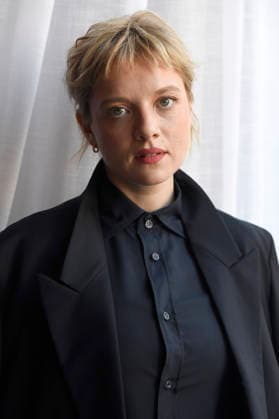 Jella Haase vom Krux -Cast bei einem exklusiven Photoshooting auf dem 74. Internationalen Filmfestival San Sebastian Festival Internacional de Cine de San Sebastian im Hotel Maria Cristina. San Sebastian, 20.09.2026