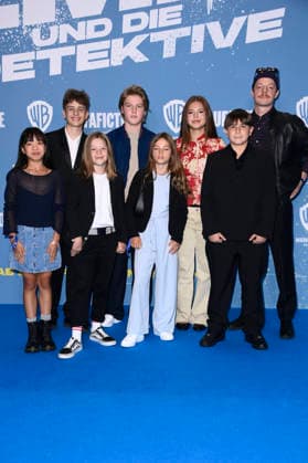 Ai Vy Bui, Nicholas Jonah Peter, Bela Louis Plass, Camille Moltzen, Lara Toni Lüdders, Zahide Kayaci, Kilian Kasa und Merlin Sandmeyer bei der Premiere des Kinofilms Emil und die Detektive im Kino in der KulturBrauerei. Berlin, 20.09.2026