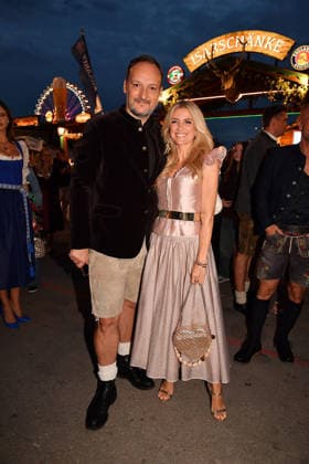 Felix Moese and Jennifer Knaeble during the 2026 Oktoberfest in front of the Almauftrieb at Theresienwiese on September 20, 2026 in Munich, Germany Oktoberfest - the Almauftrieb at Theresienwiese in Munich, Germany