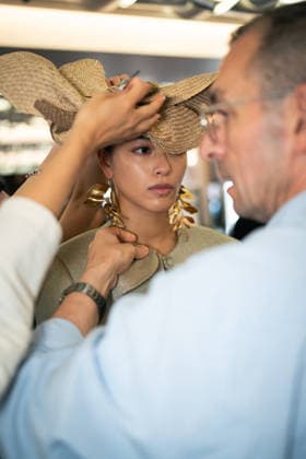 Model Backstage At Rory William Docherty Catwalk Show 2026 - London A model is seen backstage at the Rory William Docherty Catwalk Show 2026 in London, England on September 20, 2026. Photo by Lounis Tiar ABACAPRESS.COM London United Kingdom  Copyright: xLounisPhotography ABACAx