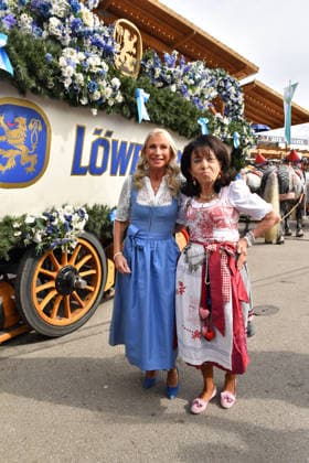 Karin Söder und Regine Sixt Wiesn 2026 SixtWiesn 3. Tag Theresienwiese Festzelt Schützenfesthalle Oktoberfest München 21. Sept. 2026