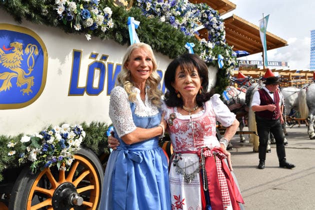 Karin Söder und Regine Sixt Wiesn 2026 SixtWiesn 3. Tag Theresienwiese Festzelt Schützenfesthalle Oktoberfest München 21. Sept. 2026