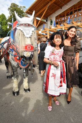Regine Sixt Wiesn 2026 SixtWiesn 3. Tag Theresienwiese Festzelt Schützenfesthalle Oktoberfest München 21. Sept. 2026