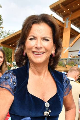 Claudia Obert arrives at the Damenwiesn event on September 21, 2026 at the Oktoberfest in Munich, Germany Damenwiesn event at the Oktoberfest in Munich, Germany