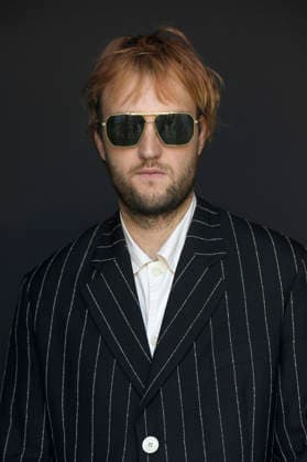 Jan Bülow bei einem exklusiven Photoshooting mit dem Cast des Kinofilms Die Gäste auf dem 74. Internationalen Filmfestival San Sebastian Festival Internacional de Cine de San Sebastian im Hotel Maria Cristina. San Sebastian, 21.09.2026