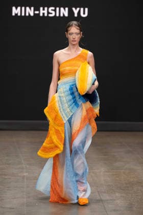 FJU Talent LFW SS27 Catwalk Show Model Walks the FJU Talent LFW SS27 show on the 19,09,2026, Credit:JIMMY JAMES Avalon UK, London  Copyright: xJIMMYxJAMESx xAvalonx 1137125985