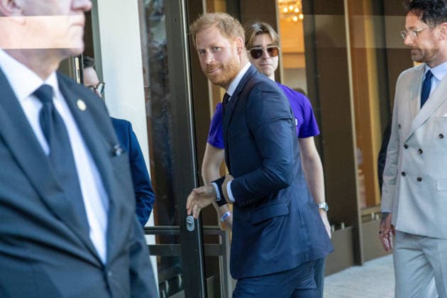 September 21, 2026, London, England, United Kingdom: Prince HARRY, Duke of Sussex, arrives at Wellchild Awards. London United Kingdom - ZUMAs262 20260921_zip_s262_015 Copyright: xTayfunxSalcix