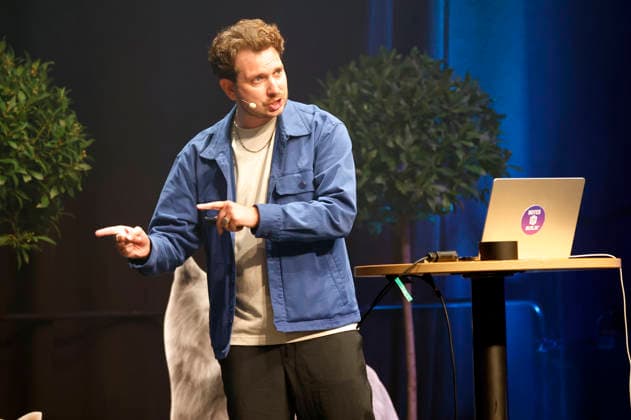 Joab Nist bei der 10. Verleihung des Comedy-Preises Recklinghäuser Hurz im Ruhrfestspielhaus. Recklinghausen, 21.09.2026