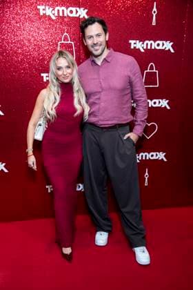 ABB TKMAXX- Jenny Koepper und Sebastian Klaus zu Gast auf dem roten Teppich bei der Neueroeffnung der TK Maxx Filiale am Alexanderplatz am 24.09.2026 in Berlin Berlin Deutschland