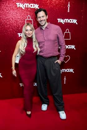 ABB TKMAXX- Jenny Koepper und Sebastian Klaus zu Gast auf dem roten Teppich bei der Neueroeffnung der TK Maxx Filiale am Alexanderplatz am 24.09.2026 in Berlin Berlin Deutschland