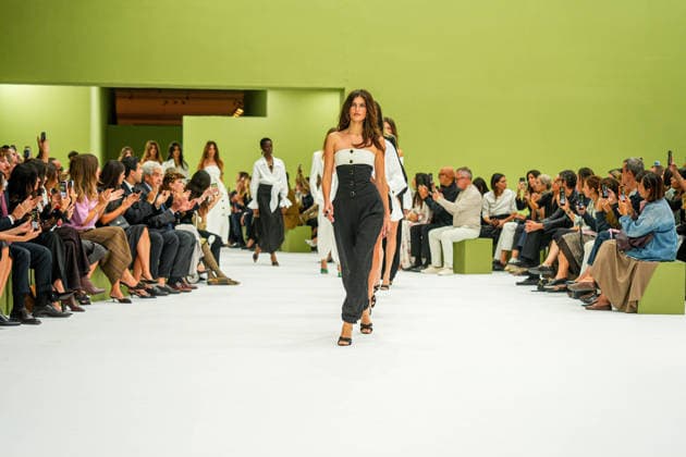IPA88969728 - Milan, Milan Women™s Fashion Week Spring Summer 2027 - Women™s Fashion, Spring Summer 2027 - Luisa Spagnoli fashion show - runway pictured: models  Copyright: xRiccardoxGIordanox xRiccardoxGiordano IPAx IPA88969728