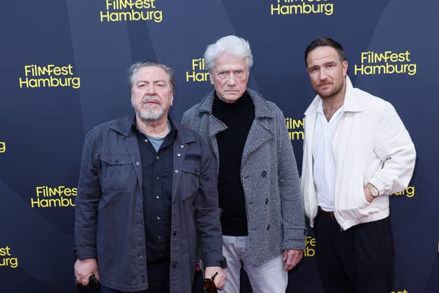 Armin Rohde, Juergen Prochnow und Frederick Lau bei der Nachtschicht - Sterben verboten (ZDF) Premiere am 25.09.2026 im Cinemaxx im Rahmen vom 34. Filmfest in Hamburg Armin Rohde, Juergen Prochnow and Frederick Lau attend the Nachtschicht Sterben verboten premiere on September 25, 2026 during the 34th Film Festival in Hamburg, Germany Nachtschicht Filmpremiere beim 34. Filmfest in Hamburg