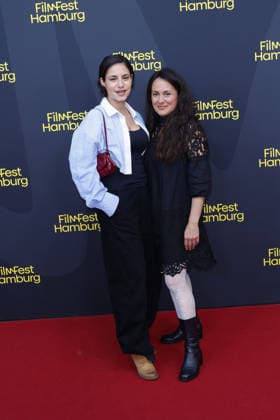 Almila Bagriacik und Idil Uener bei der Nachtschicht - Sterben verboten (ZDF) Premiere am 25.09.2026 im Cinemaxx im Rahmen vom 34. Filmfest in Hamburg Almila Bagriacik and Idil Uener attend the Nachtschicht Sterben verboten premiere on September 25, 2026 during the 34th Film Festival in Hamburg, Germany Nachtschicht Filmpremiere beim 34. Filmfest in Hamburg