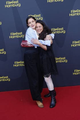 Almila Bagriacik and Idil Uener attend the Nachtschicht Sterben verboten premiere on September 25, 2026 during the 34th Film Festival in Hamburg, Germany Nachtschicht premiere during the 34th Film Festival in Hamburg, Germany