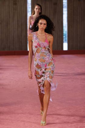 IPA88975485 - Milan, Milan Women™s Fashion Week Spring Summer 2027 - Women™s Fashion, Spring Summer 2027 - Blumarine fashion show - guests - Pictured: model  Copyright: xCinziaxCamelax xx IPA88975485