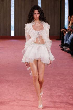 IPA88975574 - Milan, Milan Women™s Fashion Week Spring Summer 2027 - Women™s Fashion, Spring Summer 2027 - Blumarine fashion show - guests - Pictured: model  Copyright: xCinziaxCamelax xx IPA88975574