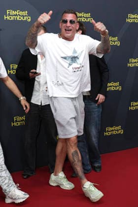 Gzuz bei der Premiere der ARD-Serie Friesenjunkies auf dem 34. Filmfest Hamburg 2026 im Cinemaxx Dammtor. Hamburg, 25.09.2026
