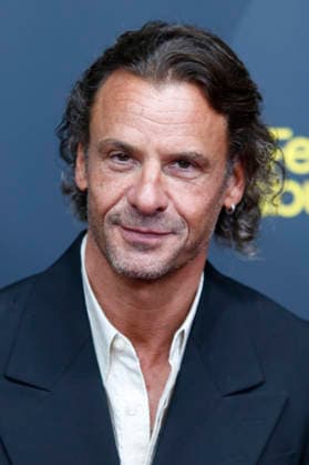 Stephan Luca bei der Premiere der ARD-Serie Friesenjunkies auf dem 34. Filmfest Hamburg 2026 im Cinemaxx Dammtor. Hamburg, 25.09.2026