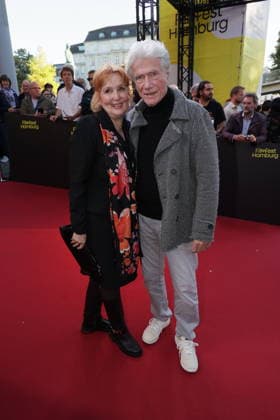 FILMFEST HAMBURG 2026 - Tag 2 Verena Wengler, Jürgen Prochnow, Premiere des Films Nachtschicht - Sterben verboten im Cinemaxx Dammtor auf dem Filmfest Hamburg, 25.09.2026 Copyright: xEventpressxMPx
